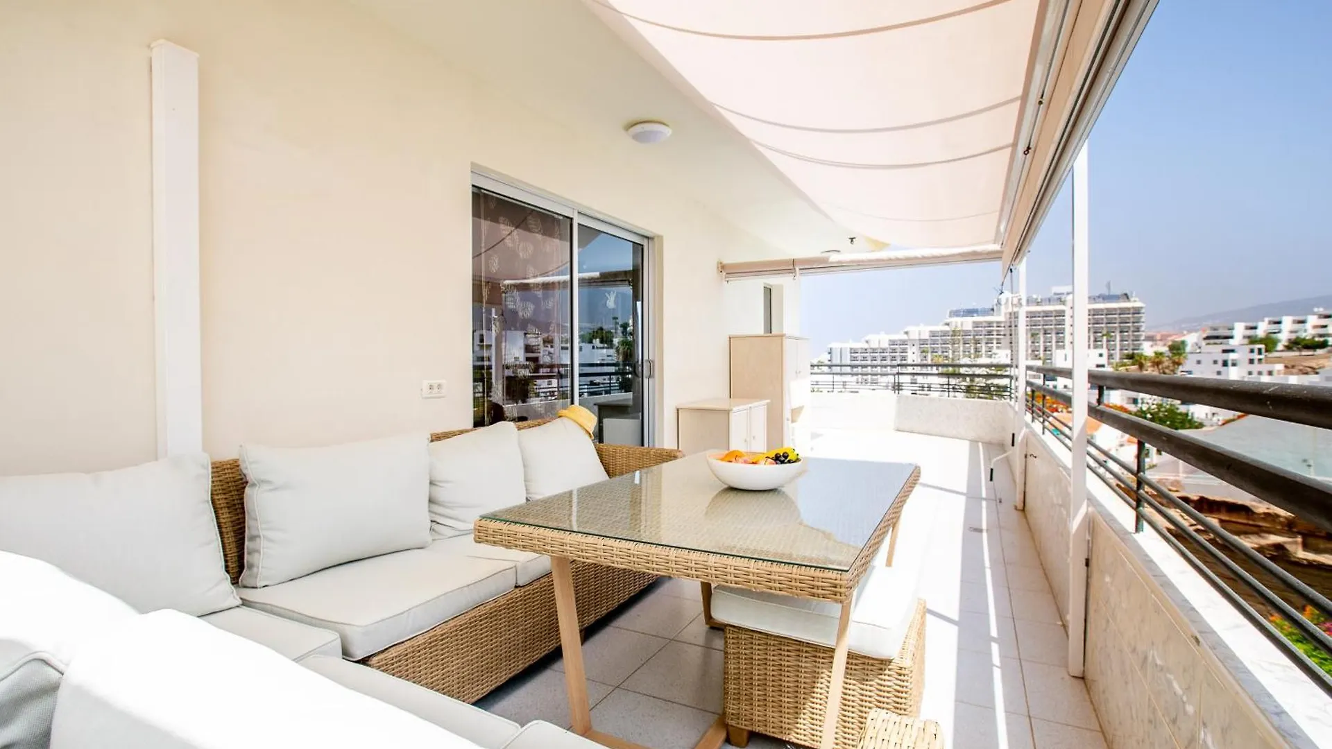 Fabulous New 2 Bedroom Apartment In Costa Adeje