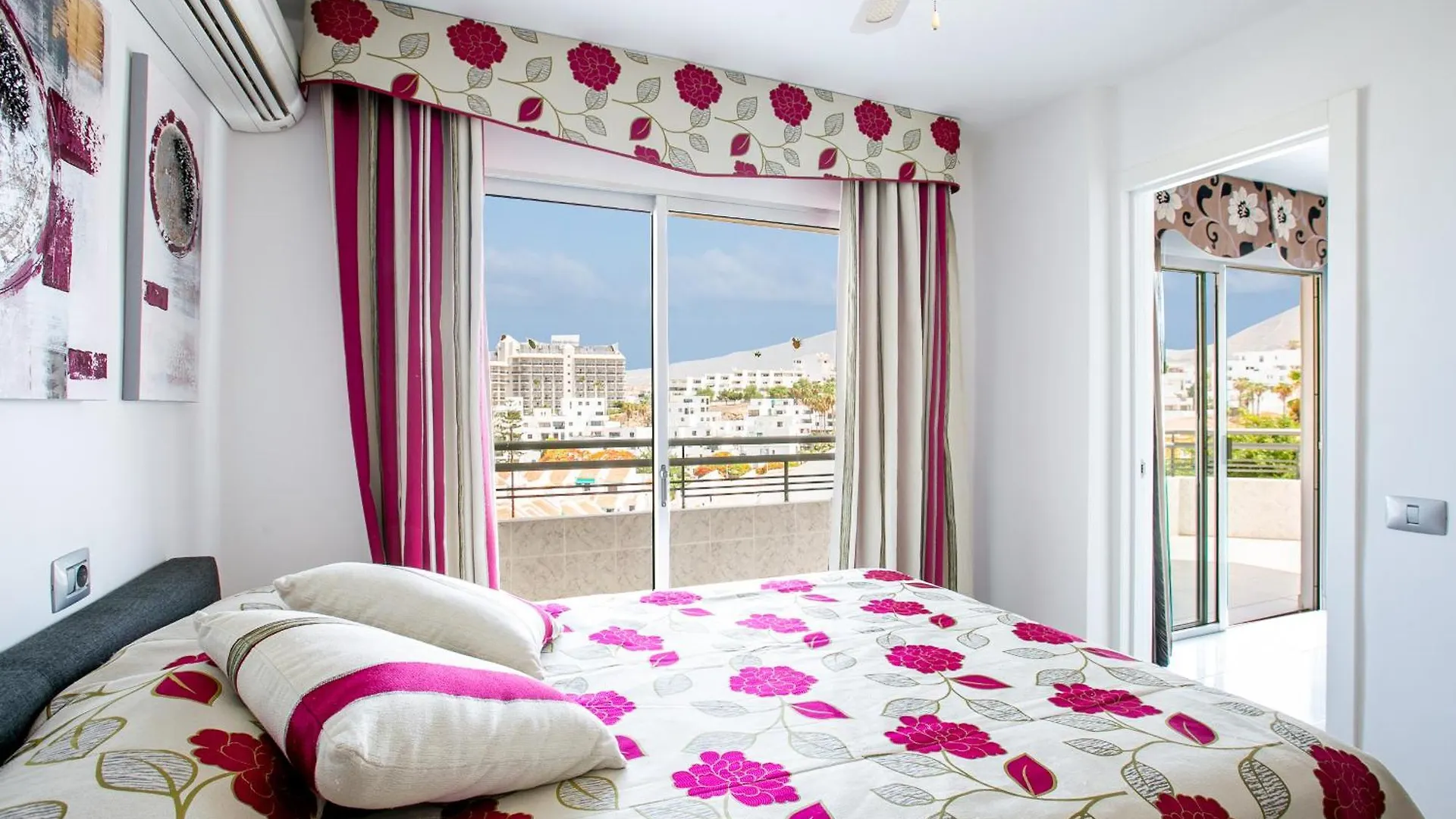 Fabulous New 2 Bedroom Apartment In Costa Adeje location